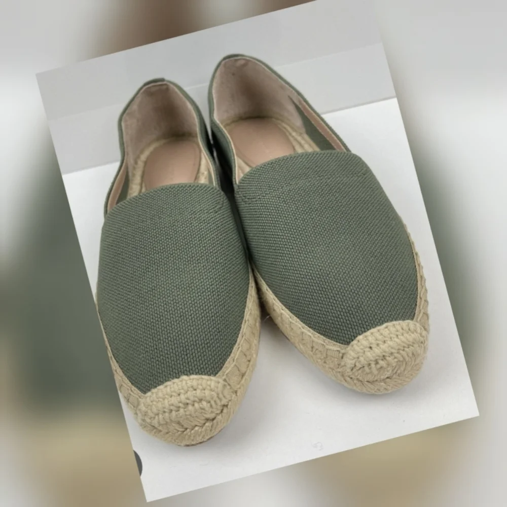 Banana Republic Olive Green Espadrille Flats